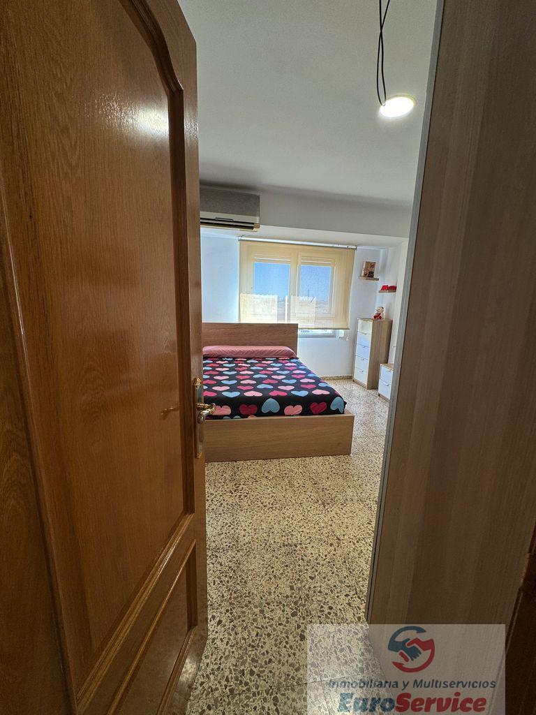 For sale of flat in Paterna