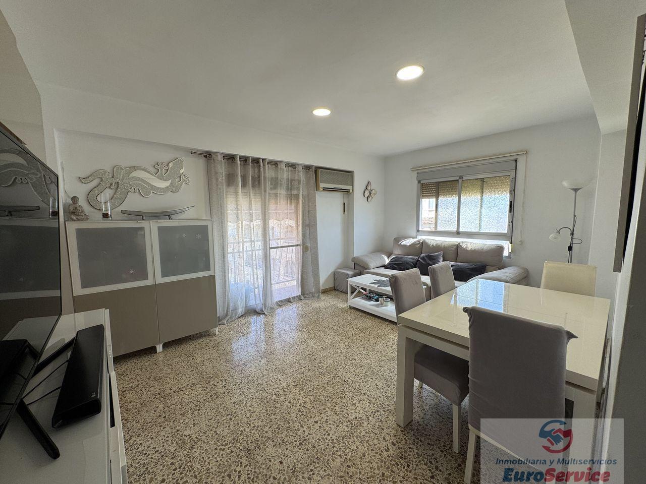 For sale of flat in Paterna