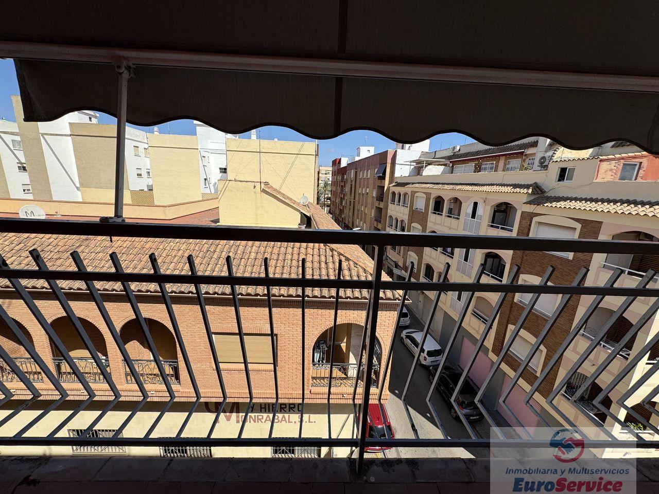 For sale of flat in Paterna