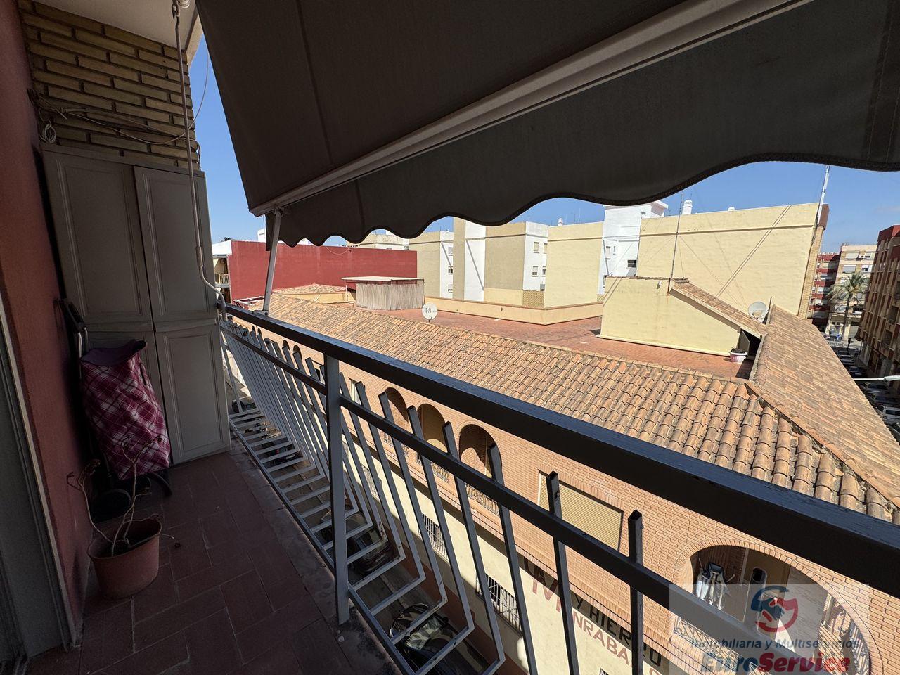 For sale of flat in Paterna