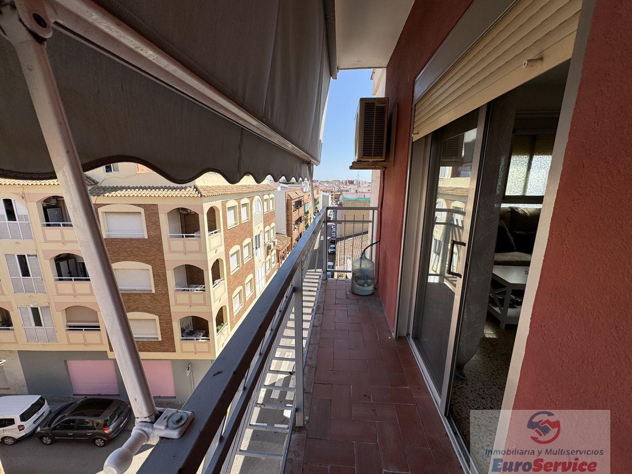 For sale of flat in Paterna