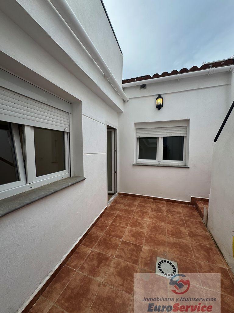 For sale of house in Puerto de Sagunto