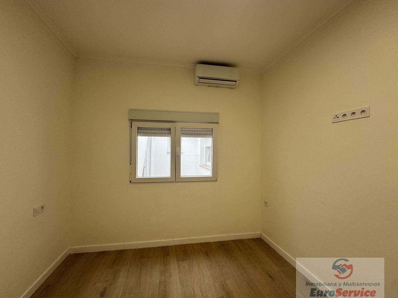 For sale of house in Puerto de Sagunto