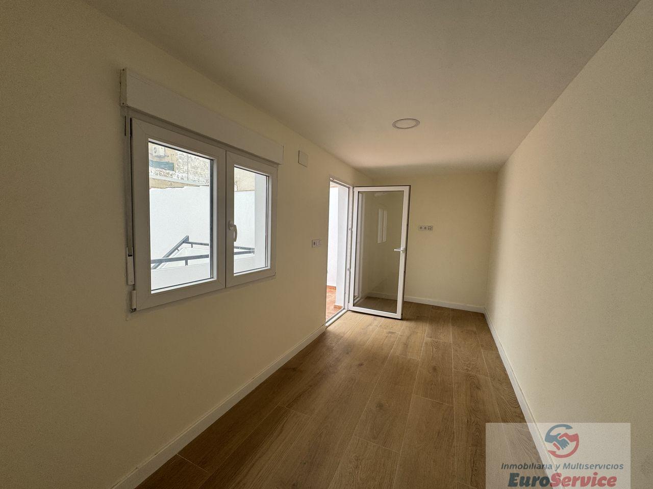 For sale of house in Puerto de Sagunto