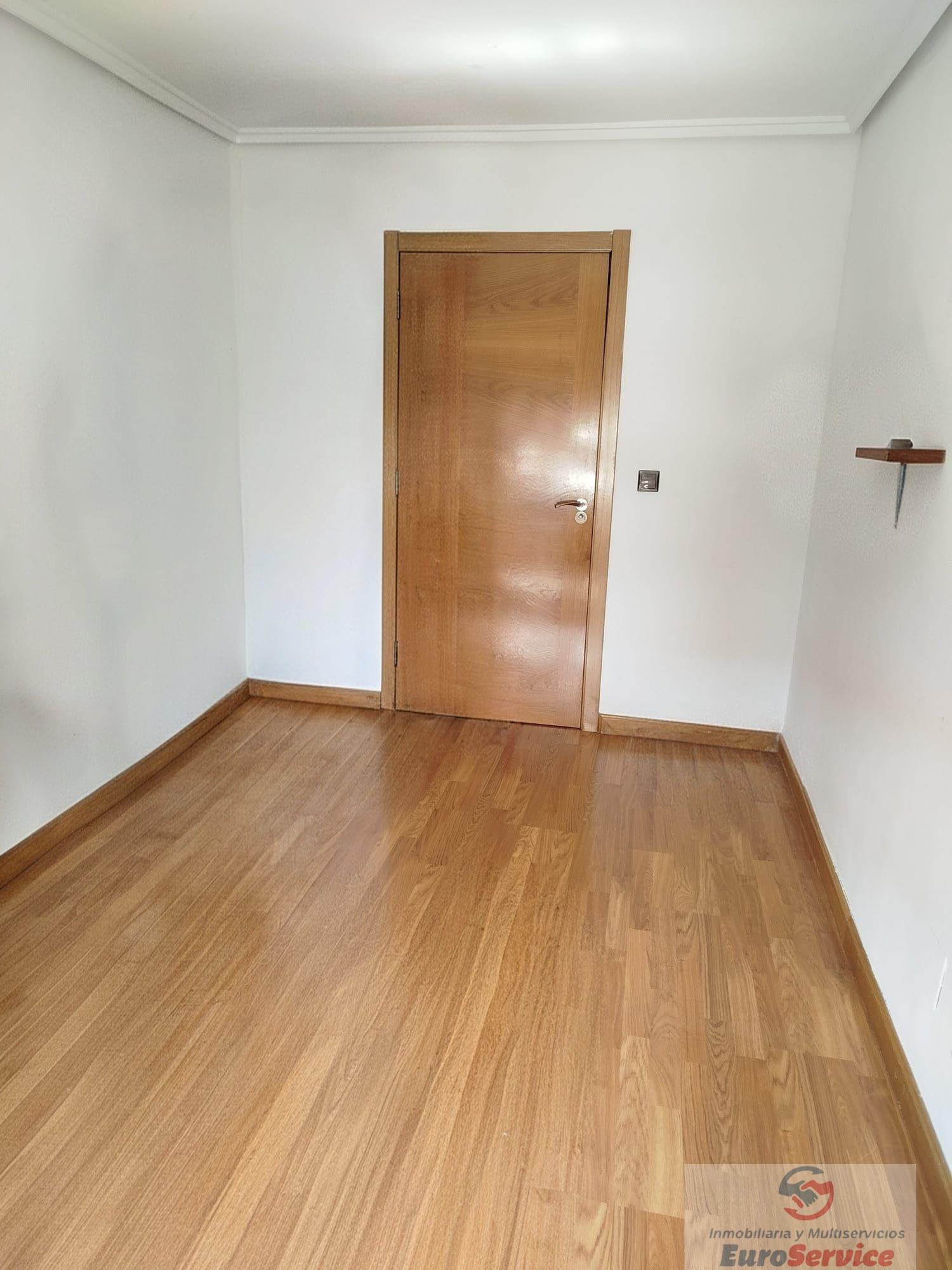 Venta de piso en Yeles
