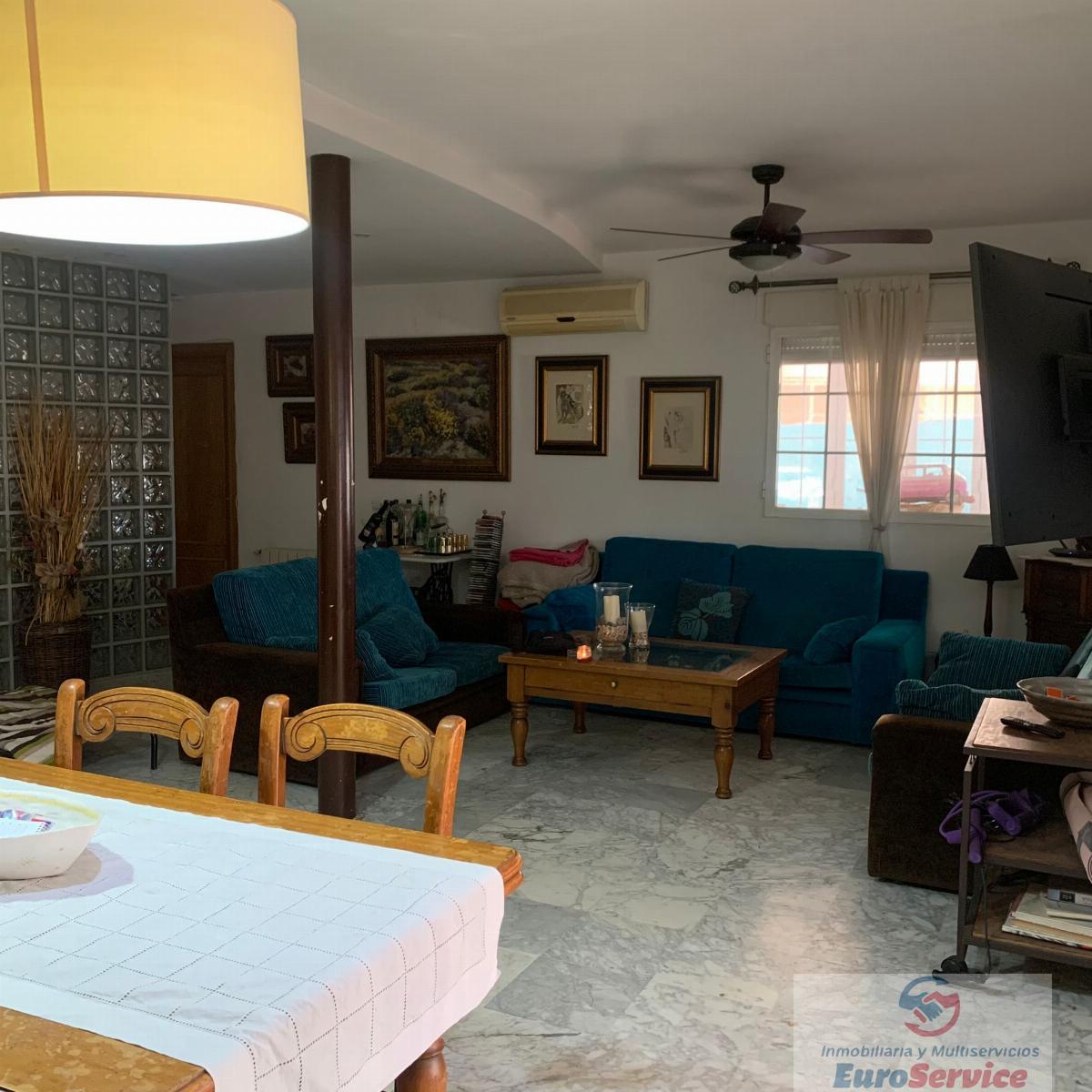For sale of chalet in Náquera