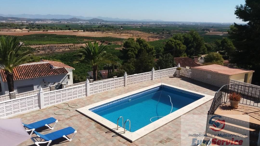 For sale of chalet in Chiva