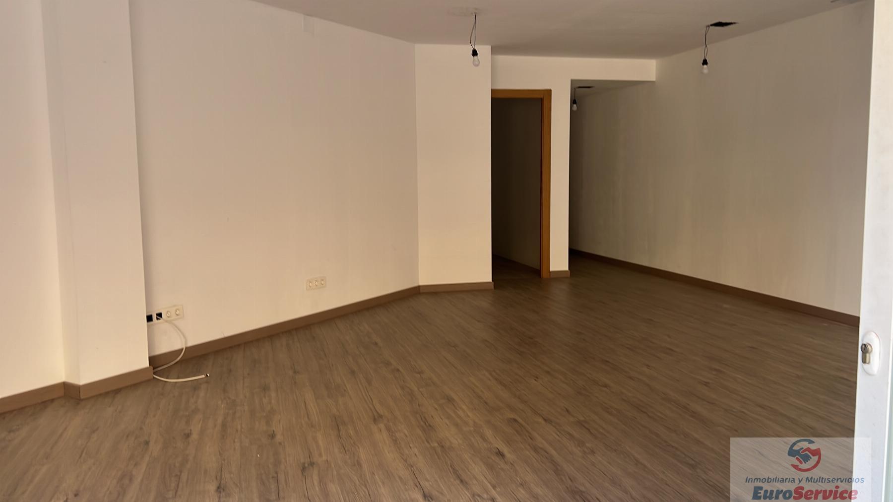 For sale of commercial in Alicante