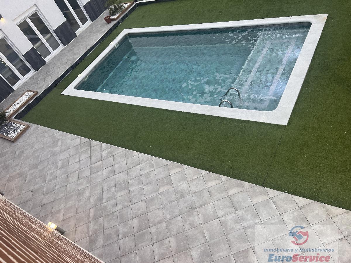 Venta de chalet en Erustes