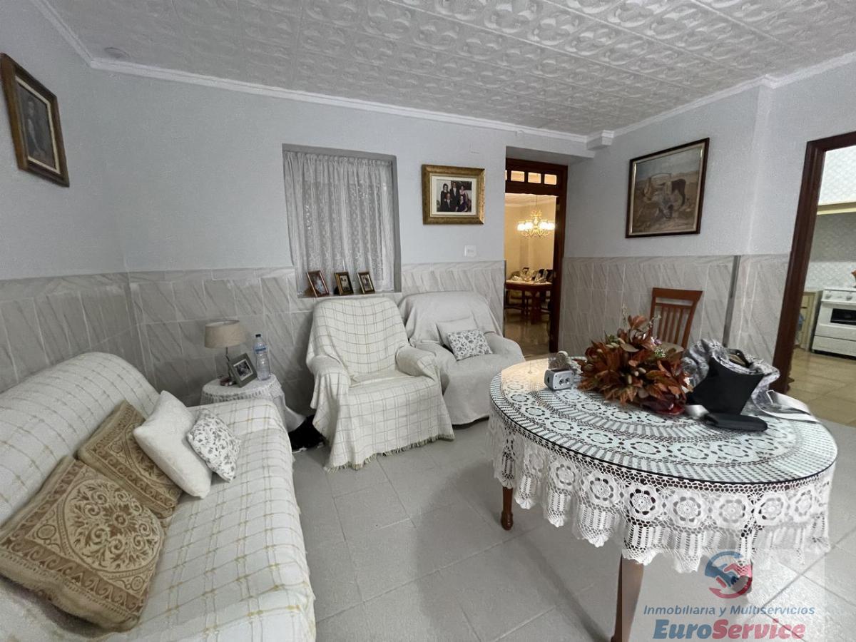 For sale of house in Massamagrell