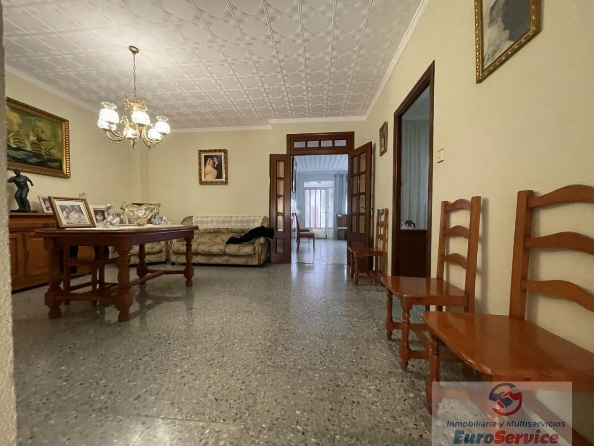 For sale of house in Massamagrell