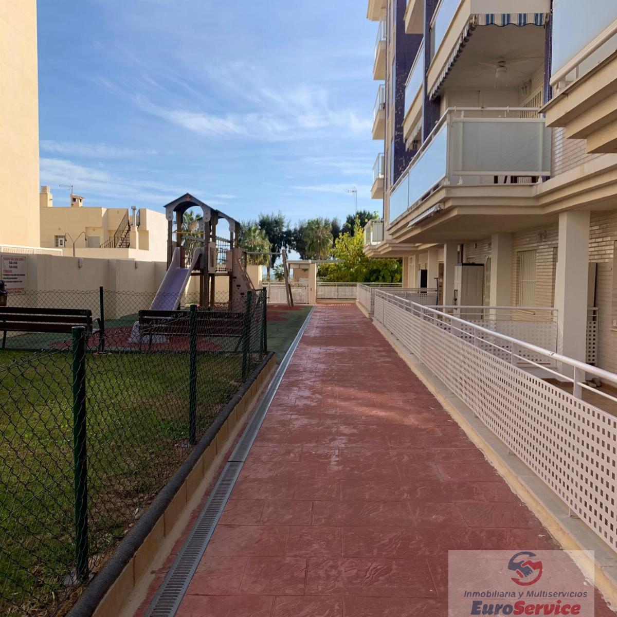 Venta de piso en Moncófar