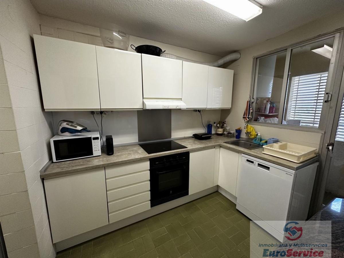 For sale of flat in La Pobla de Farnals
