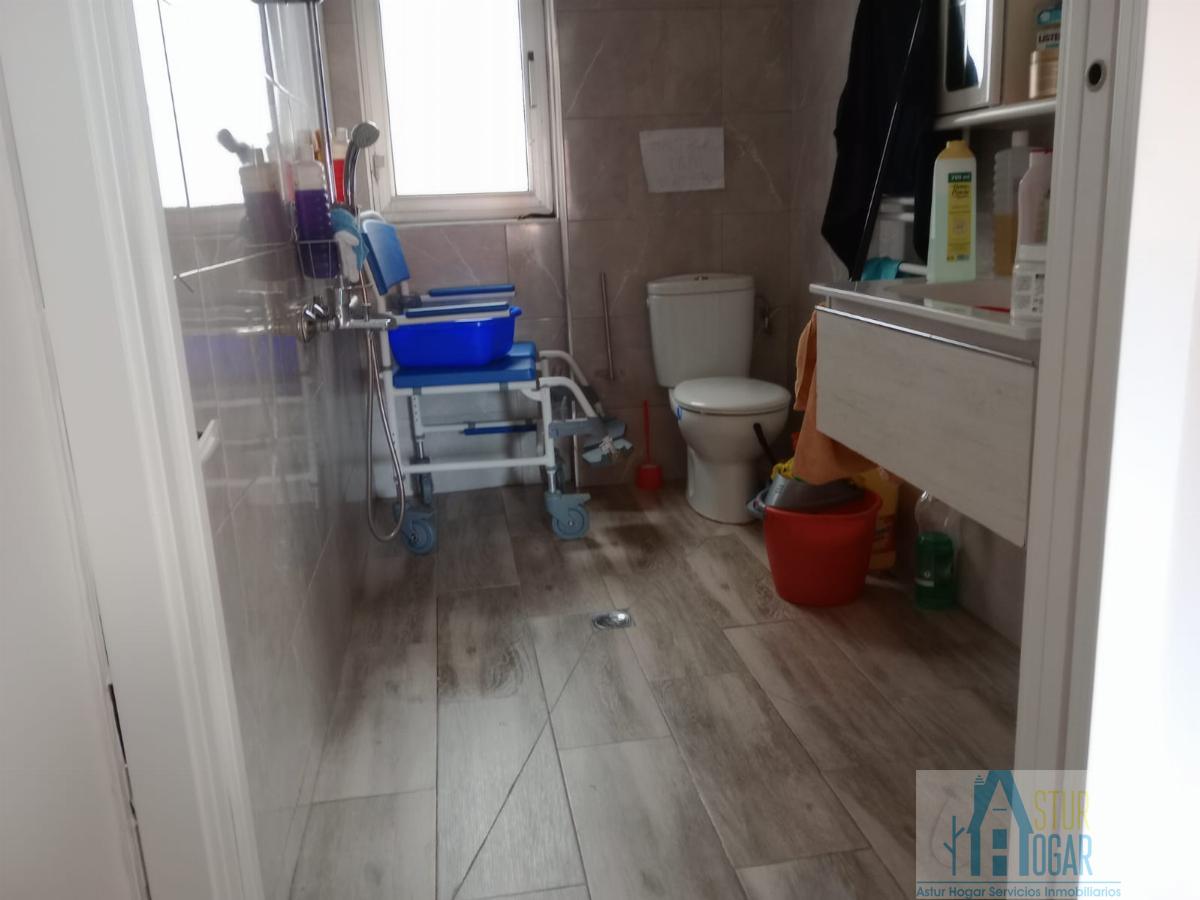 For sale of flat in Oviedo