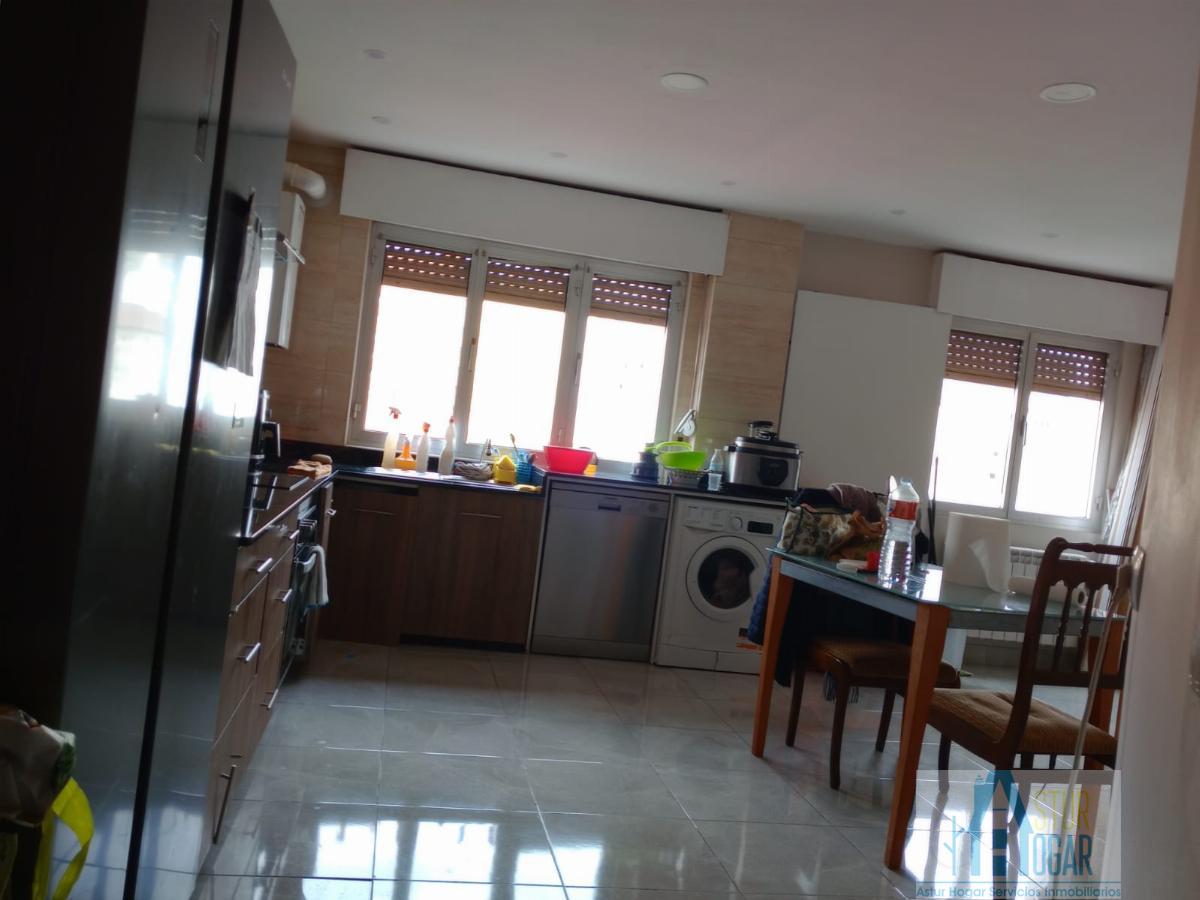 For sale of flat in Oviedo