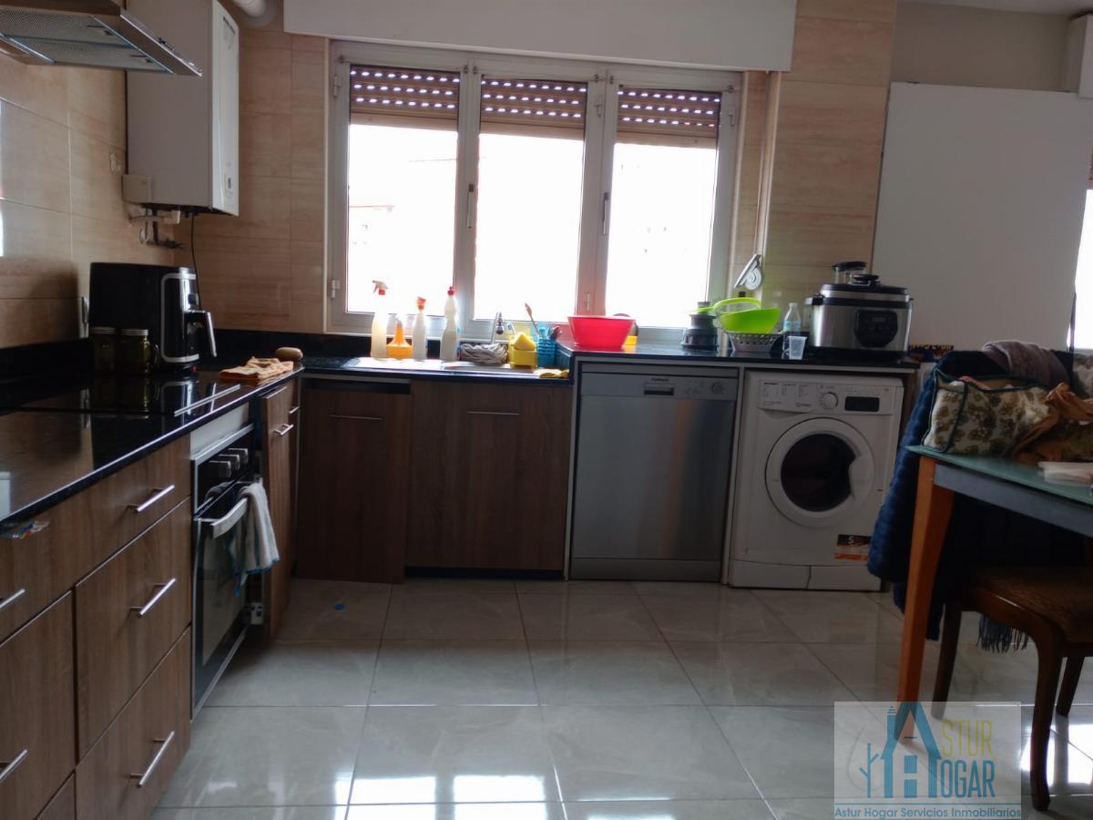 For sale of flat in Oviedo