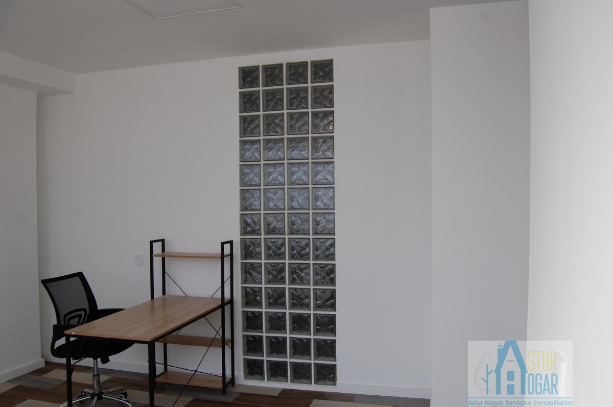 For rent of commercial in Avilés Concejo