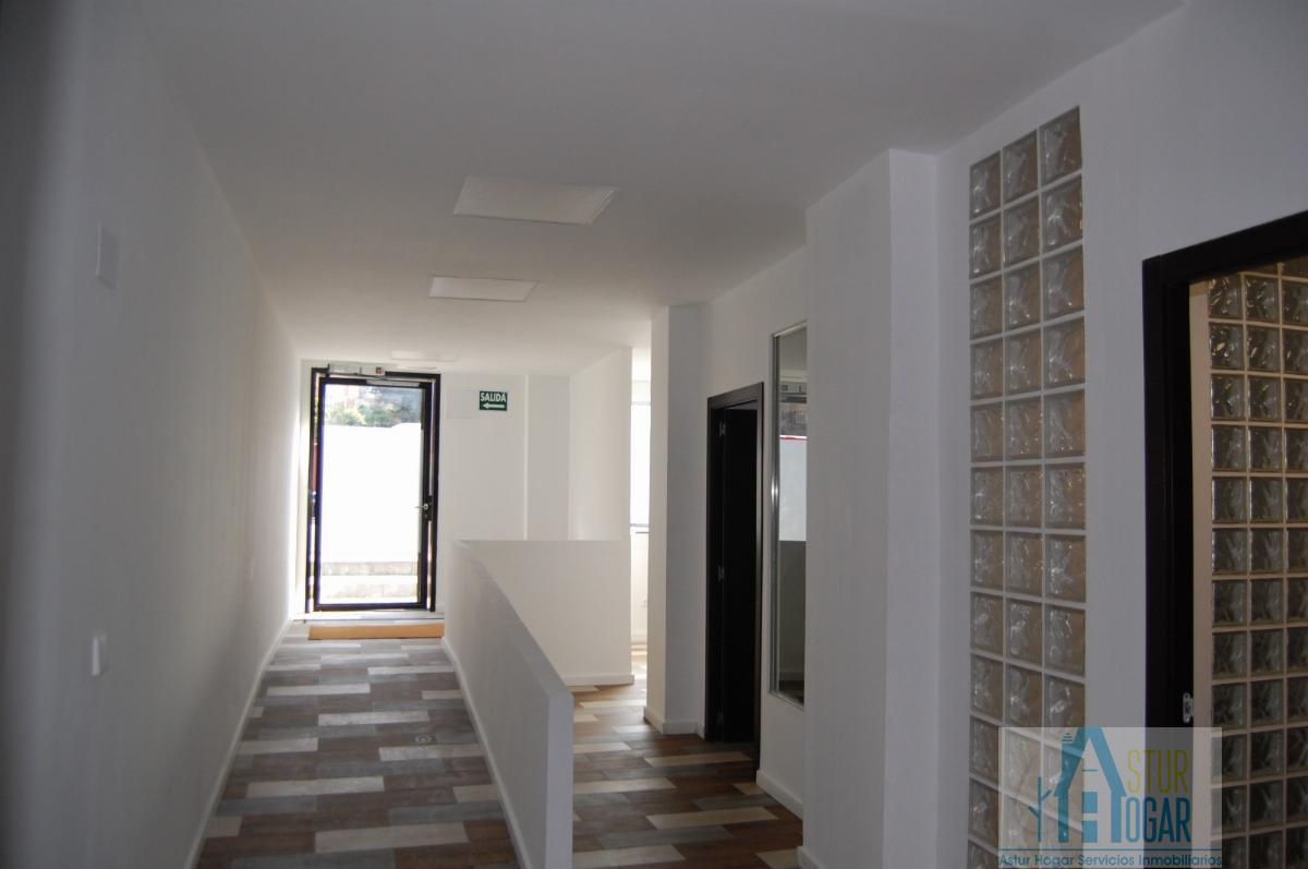 For rent of commercial in Avilés Concejo