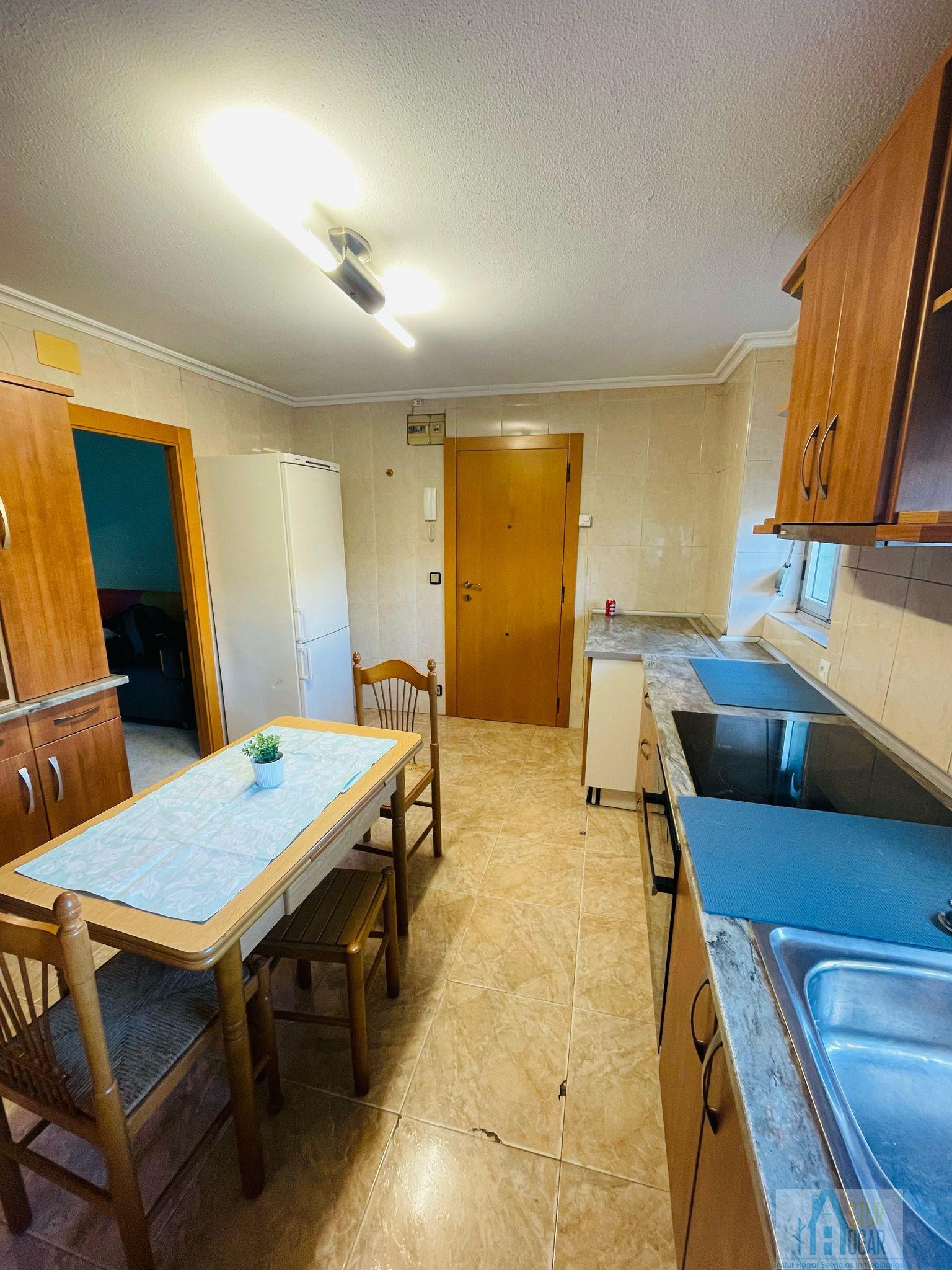 For rent of flat in San Martín del Rey Aurelio