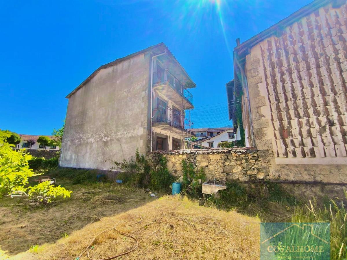 For sale of land in Candelario