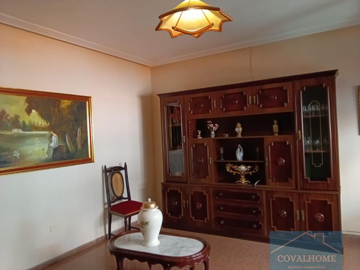 For sale of flat in Yecla