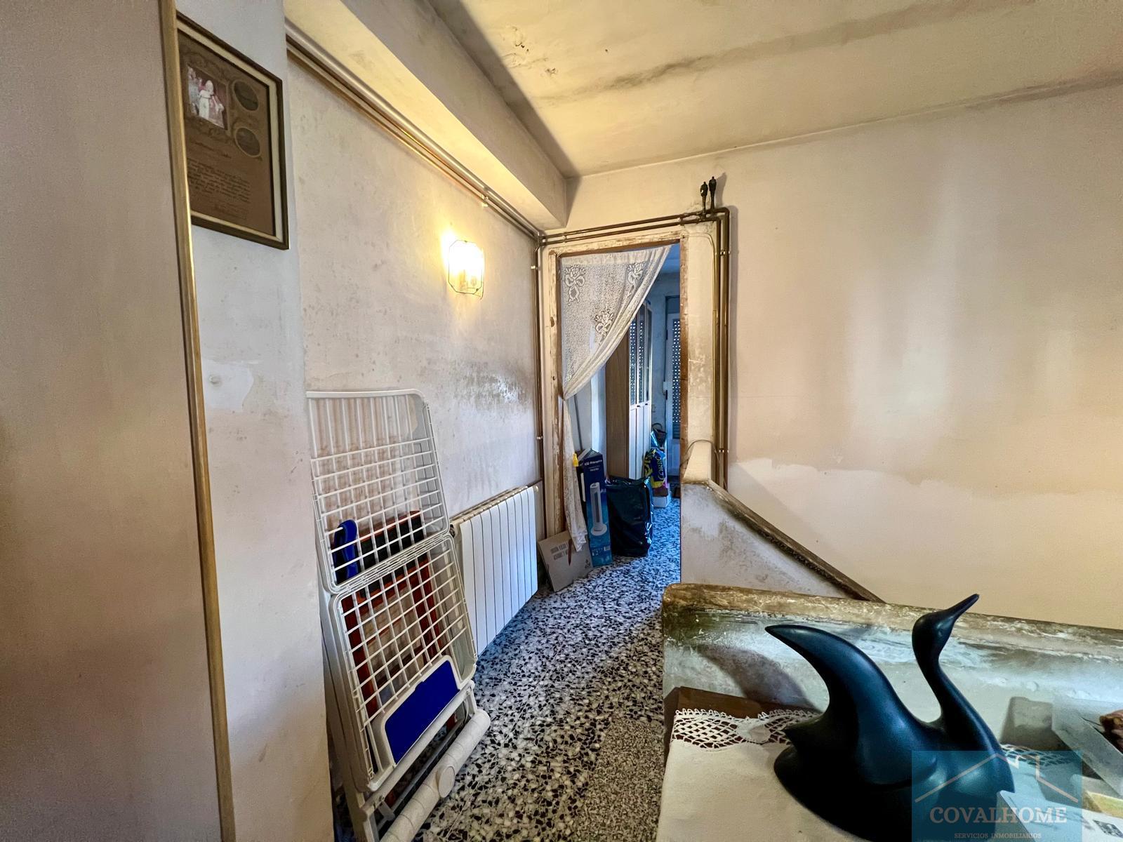 For sale of house in Valencia