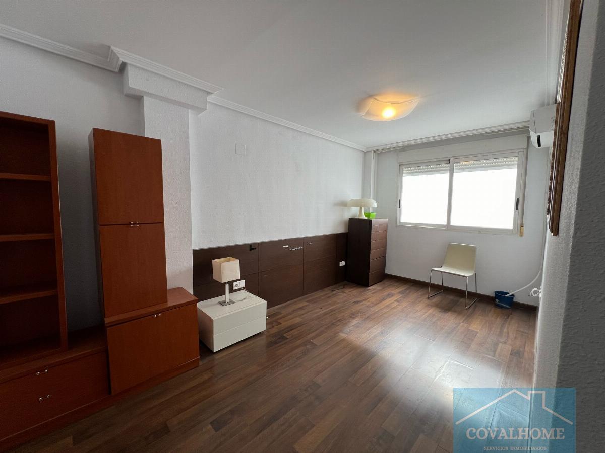 For sale of flat in Xirivella