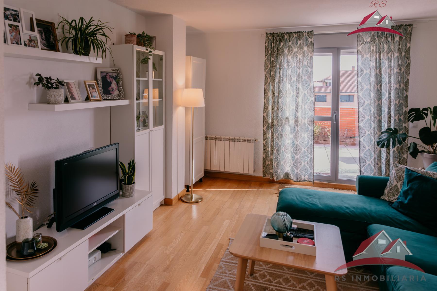For sale of penthouse in Paracuellos de Jarama