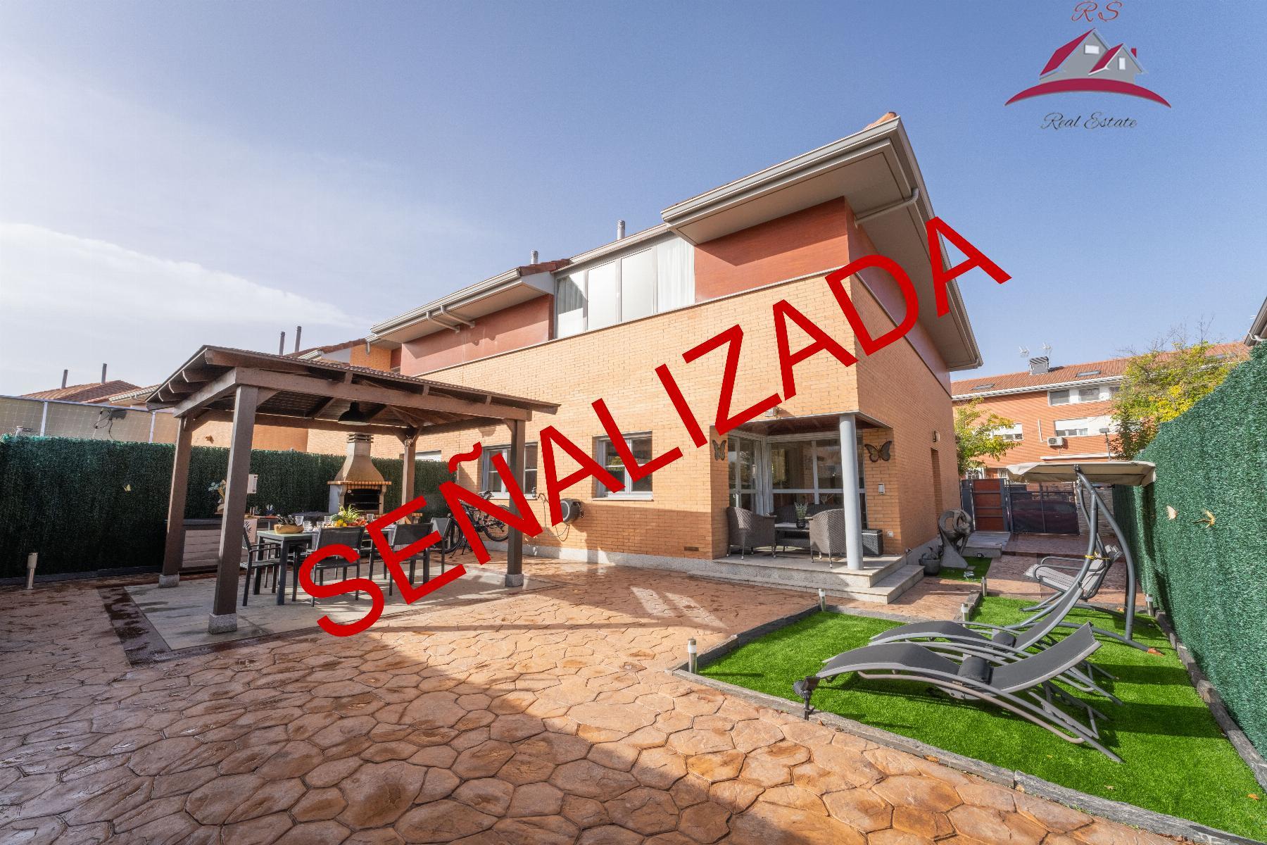For sale of chalet in Paracuellos de Jarama