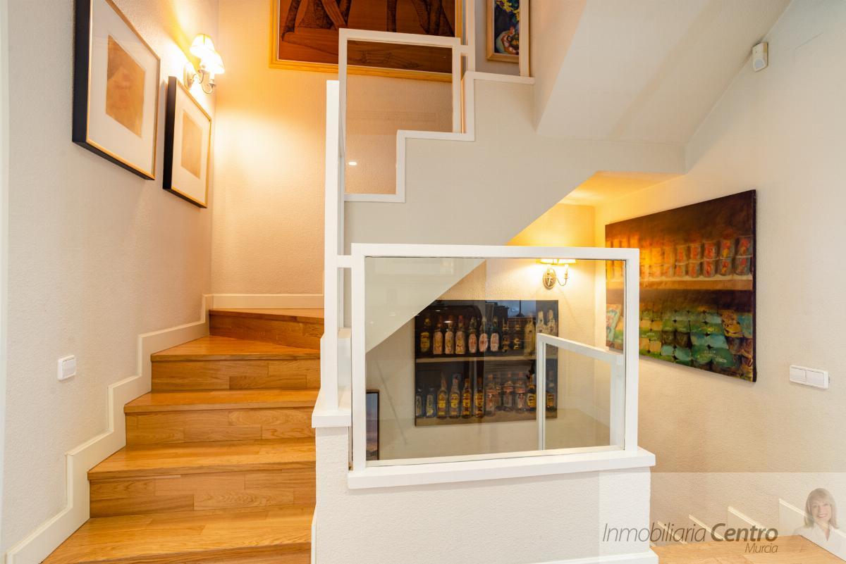 For sale of chalet in Murcia