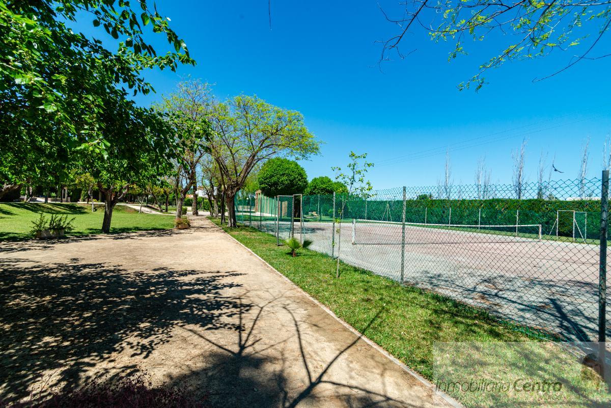 For sale of chalet in Murcia