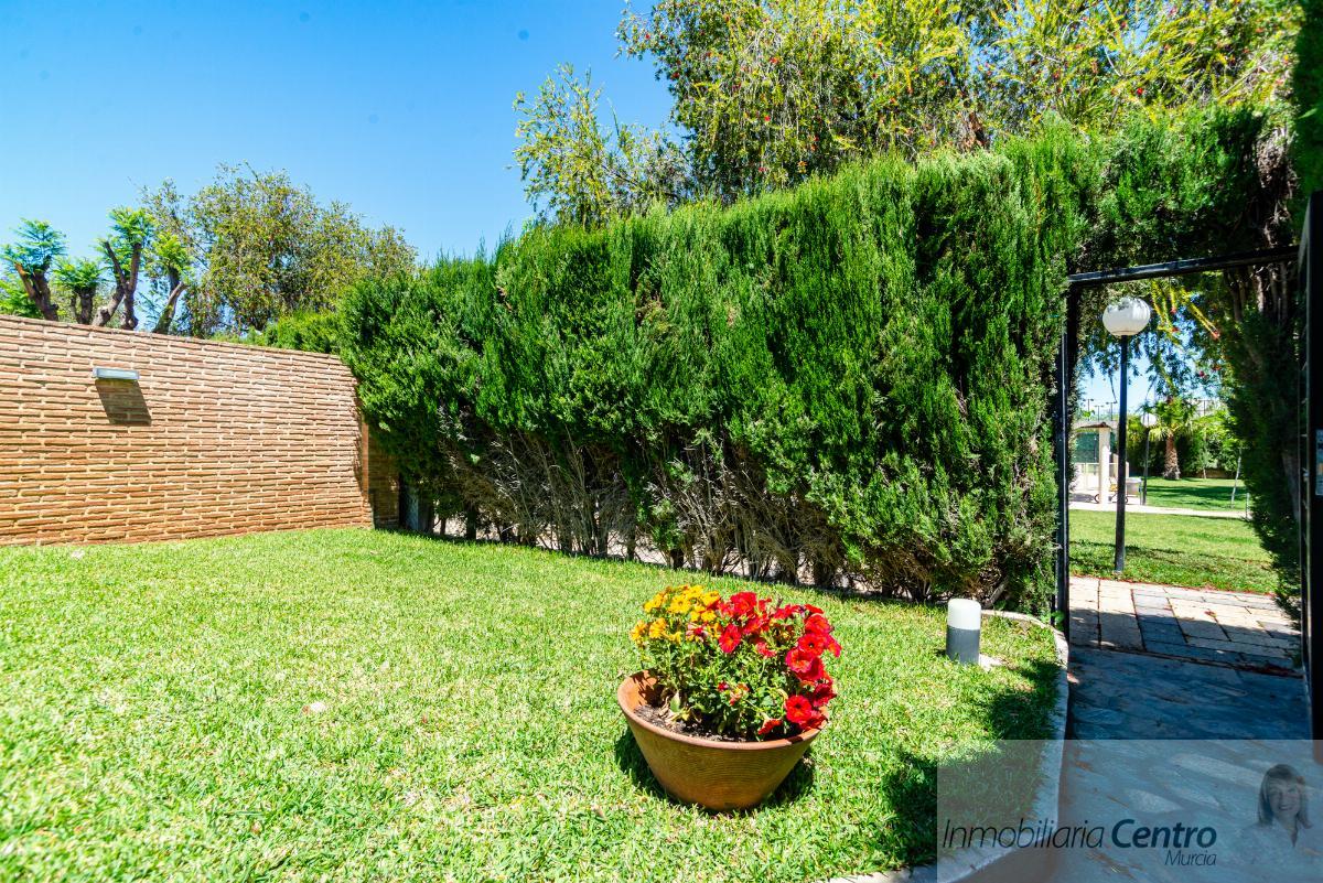 For sale of chalet in Murcia