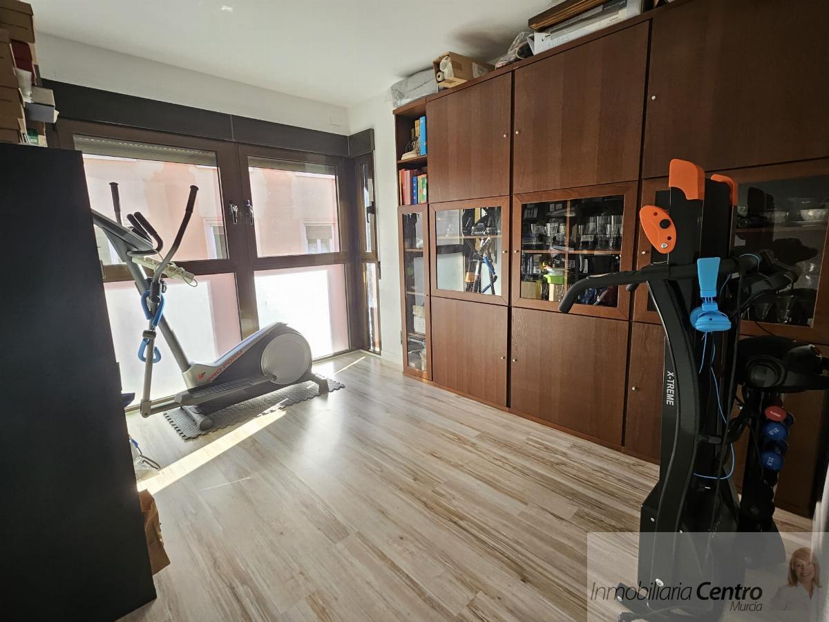 For sale of flat in Murcia