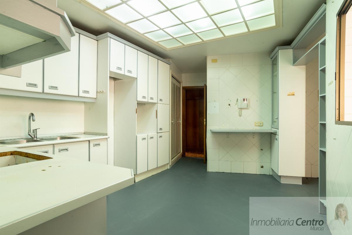 For sale of flat in Murcia
