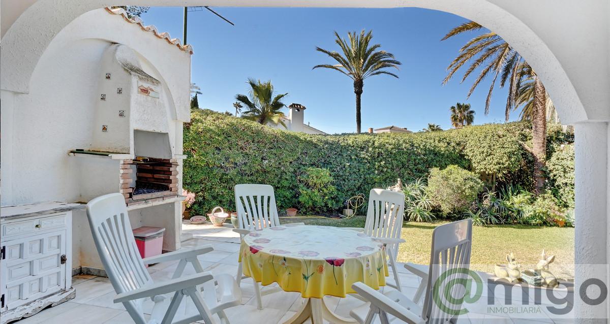 For sale of villa in Marbesa