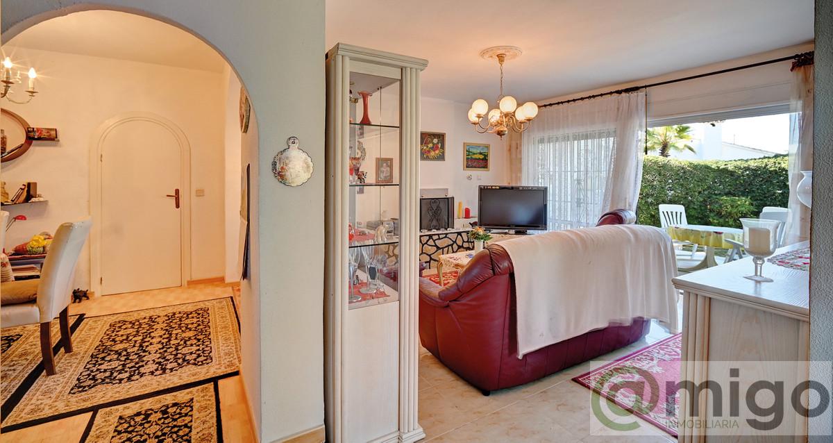 For sale of villa in Marbesa