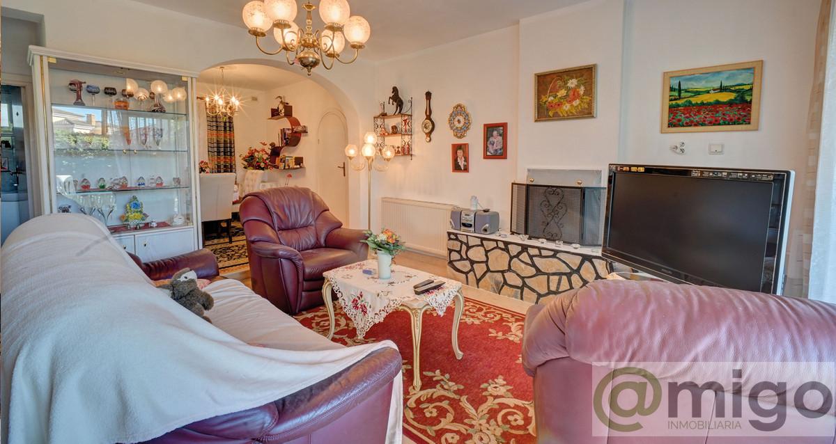 For sale of villa in Marbesa