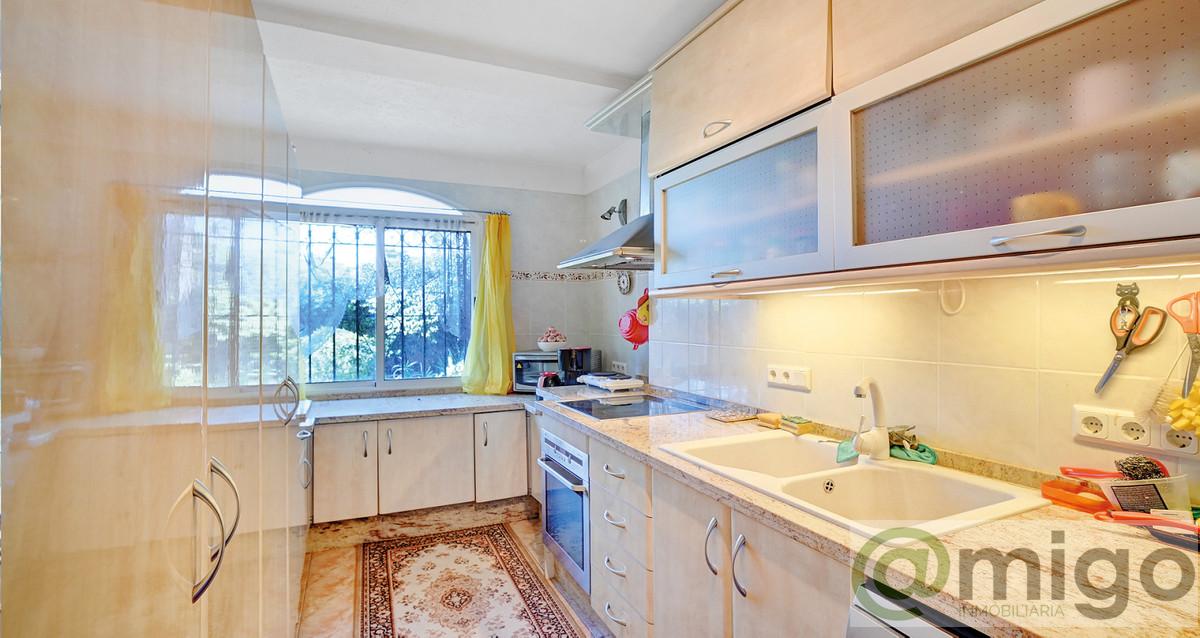 For sale of villa in Marbesa