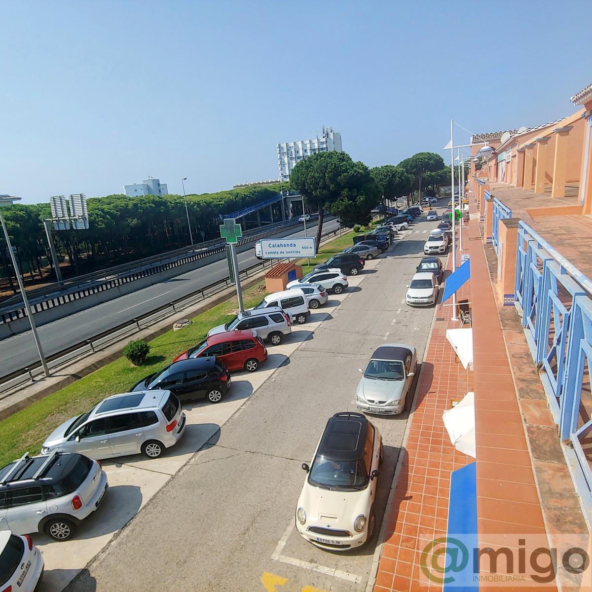 For sale of commercial in Calahonda