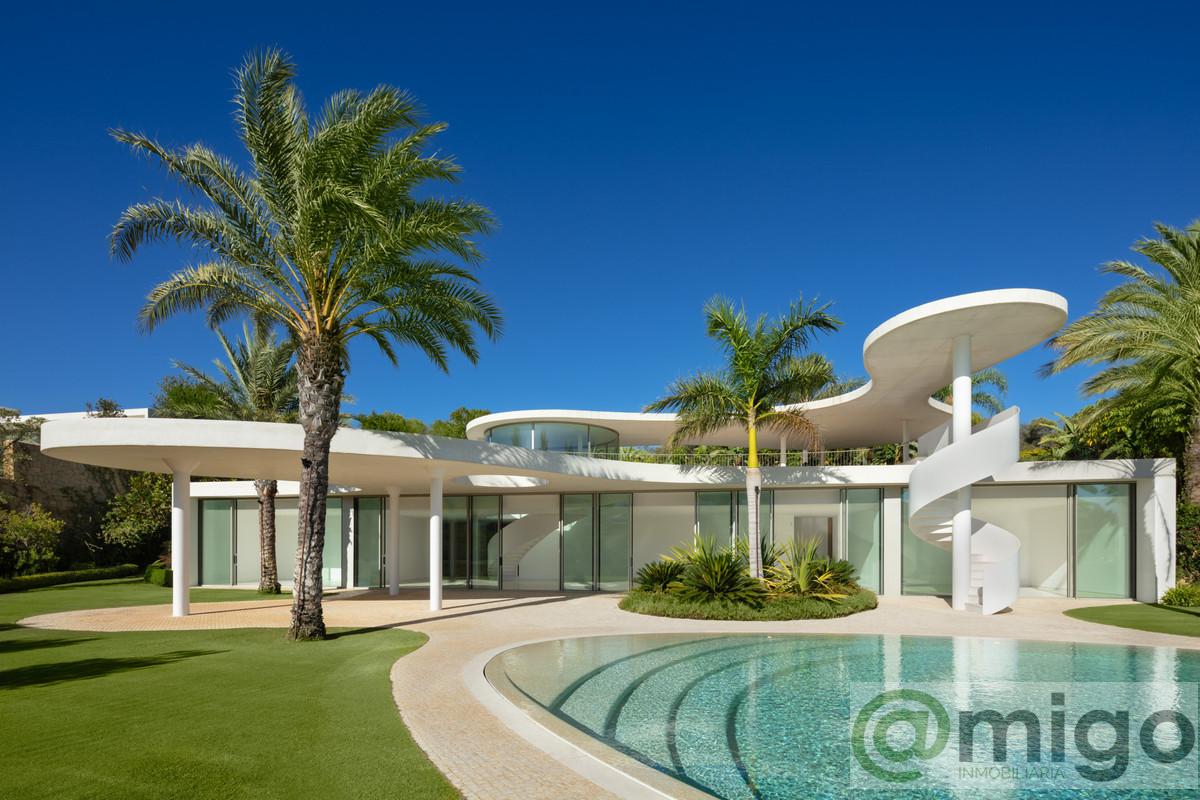 Venta de villa en Casares