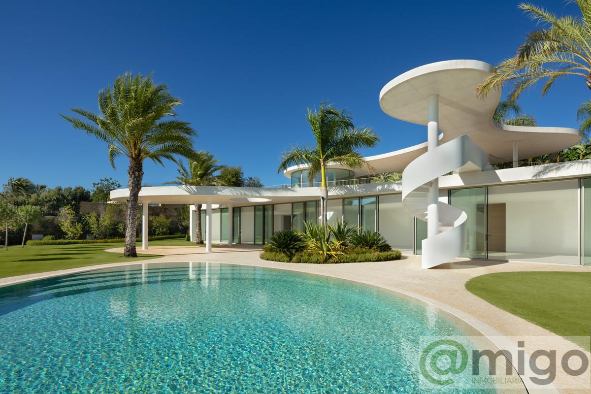 Venta de villa en Casares