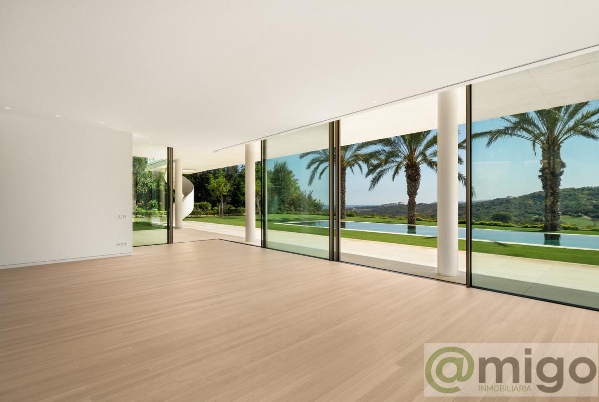 Venta de villa en Casares