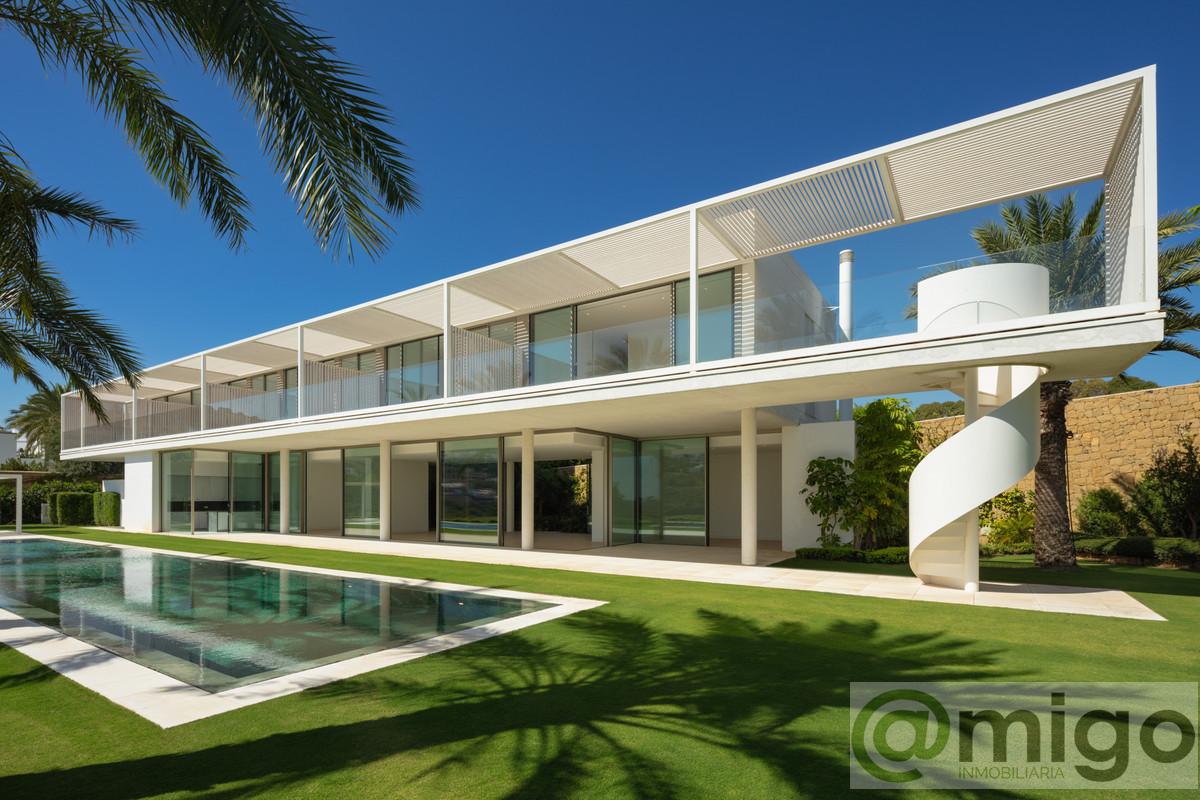 Venta de villa en Casares