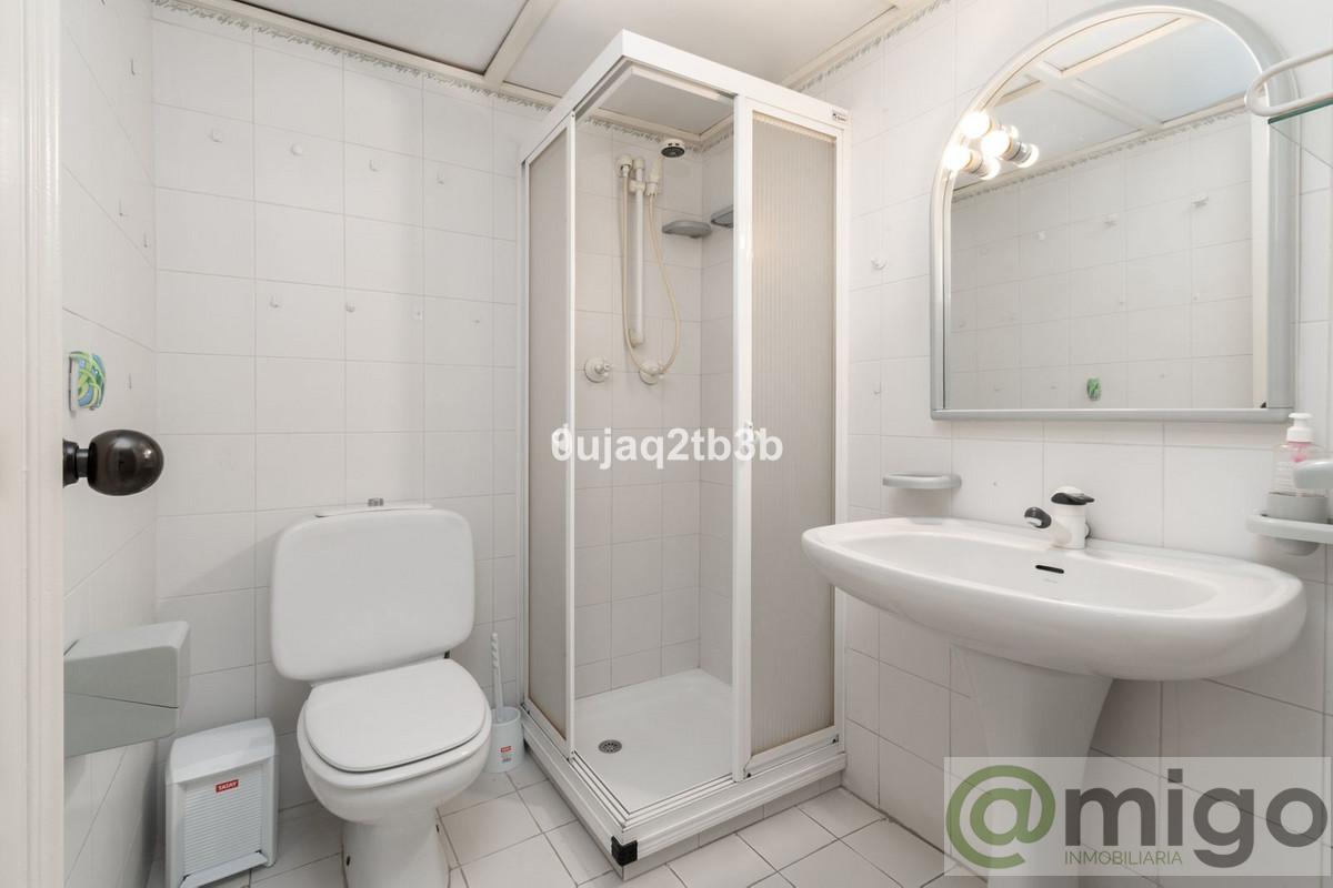 For sale of penthouse in Marbella