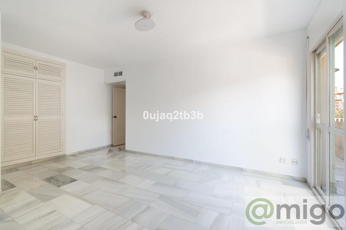 For sale of penthouse in Marbella