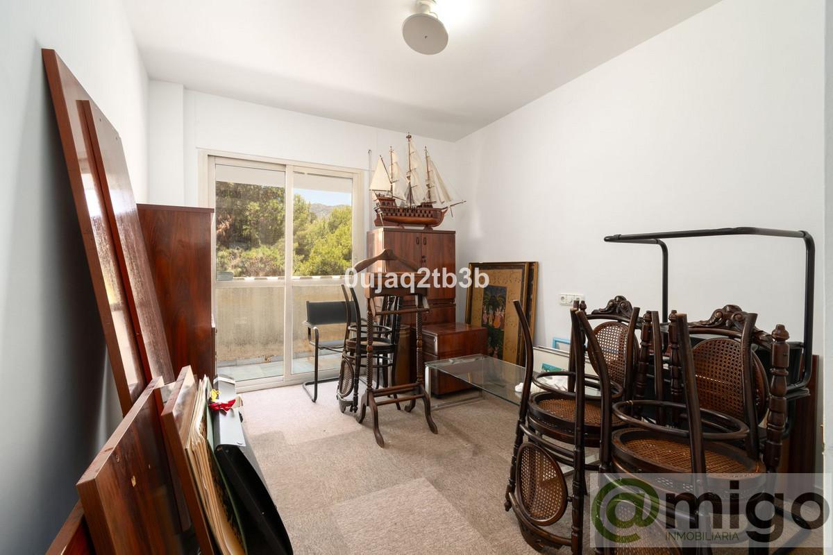 For sale of penthouse in Marbella