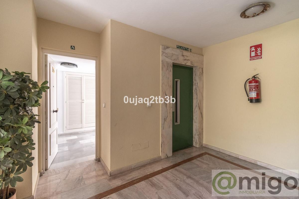 For sale of penthouse in Marbella