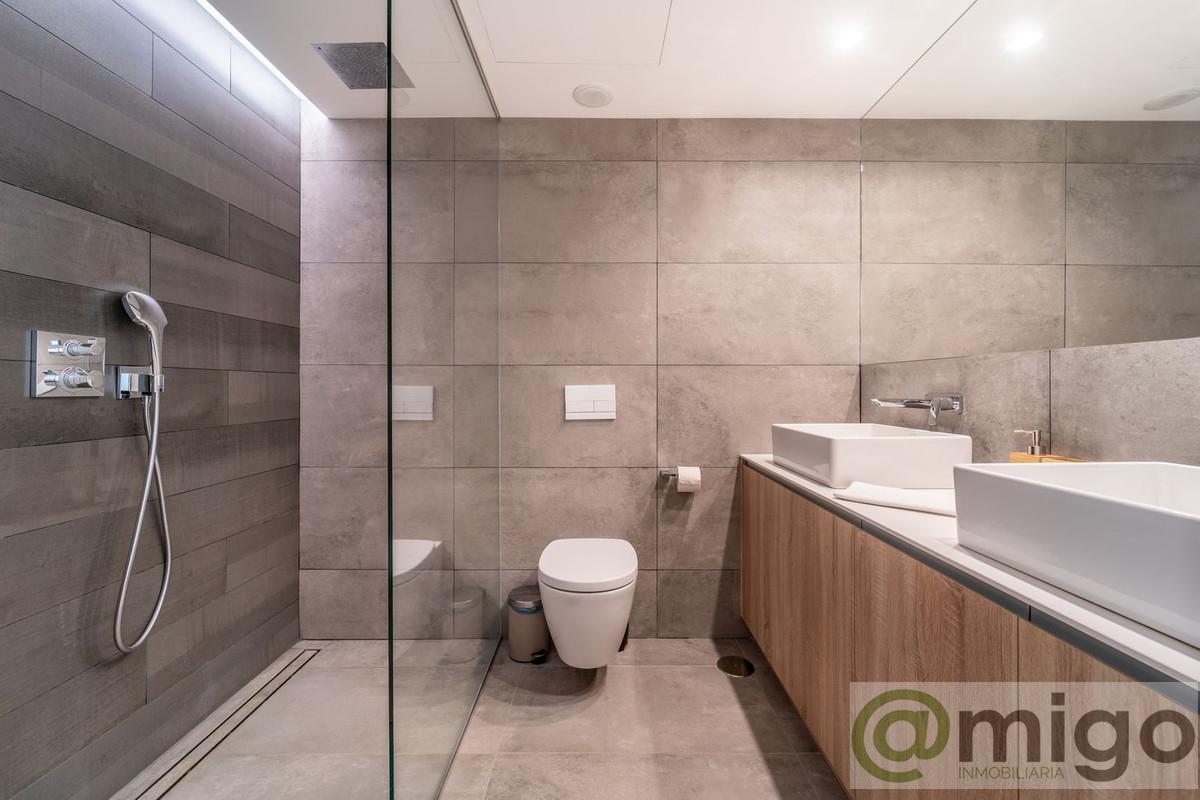 Venta de villa en Benalmadena Costa