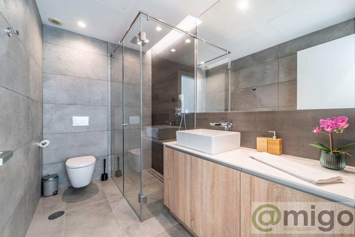 Venta de villa en Benalmadena Costa