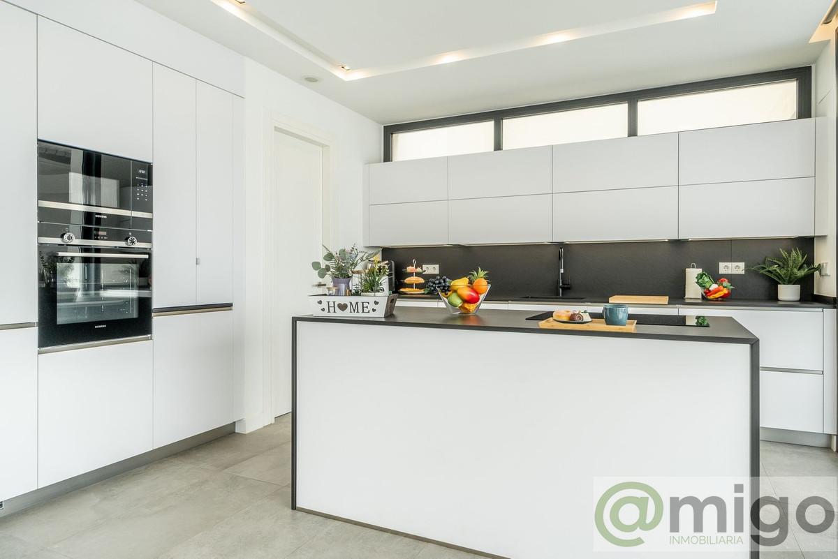 Venta de villa en Benalmadena Costa